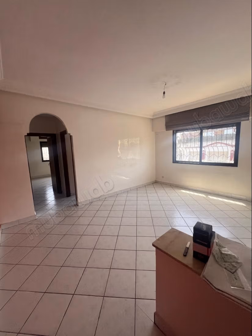 Bonito piso en venta en Les Hôpitaux. 3 dormitorios. Puerta blindada, seguridad implementada