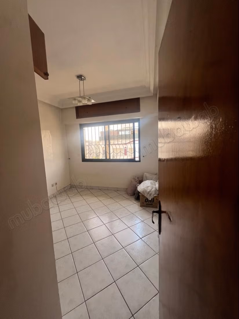 Bonito piso en venta en Les Hôpitaux. 3 dormitorios. Puerta blindada, seguridad implementada