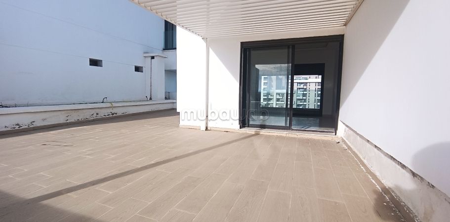 Apartment for rent in Casablanca Finance City. Dimension 120 m². Green areas and lift