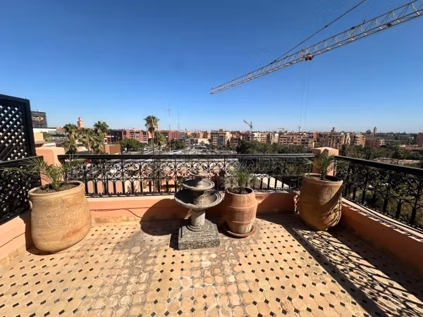 À louer: bel appartement avec terrasse à HARTI