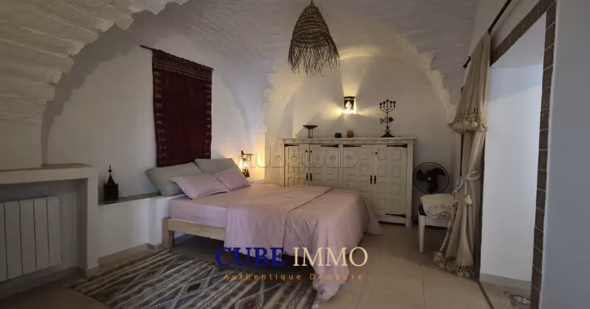 Flat for rent in Sidi Bousaid. 2 large living areas. Furnishings