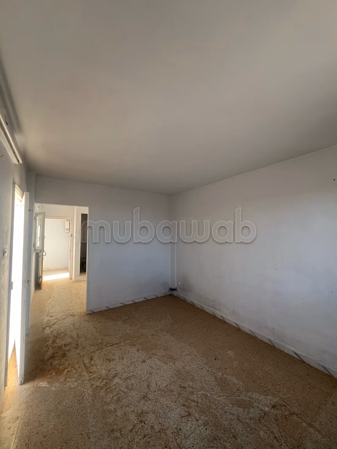 2 maisons  
1 studio à vendre à Hay El Bahri 
3