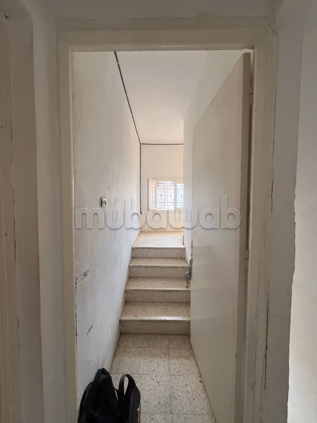 2 maisons  
1 studio à vendre à Hay El Bahri 
3
