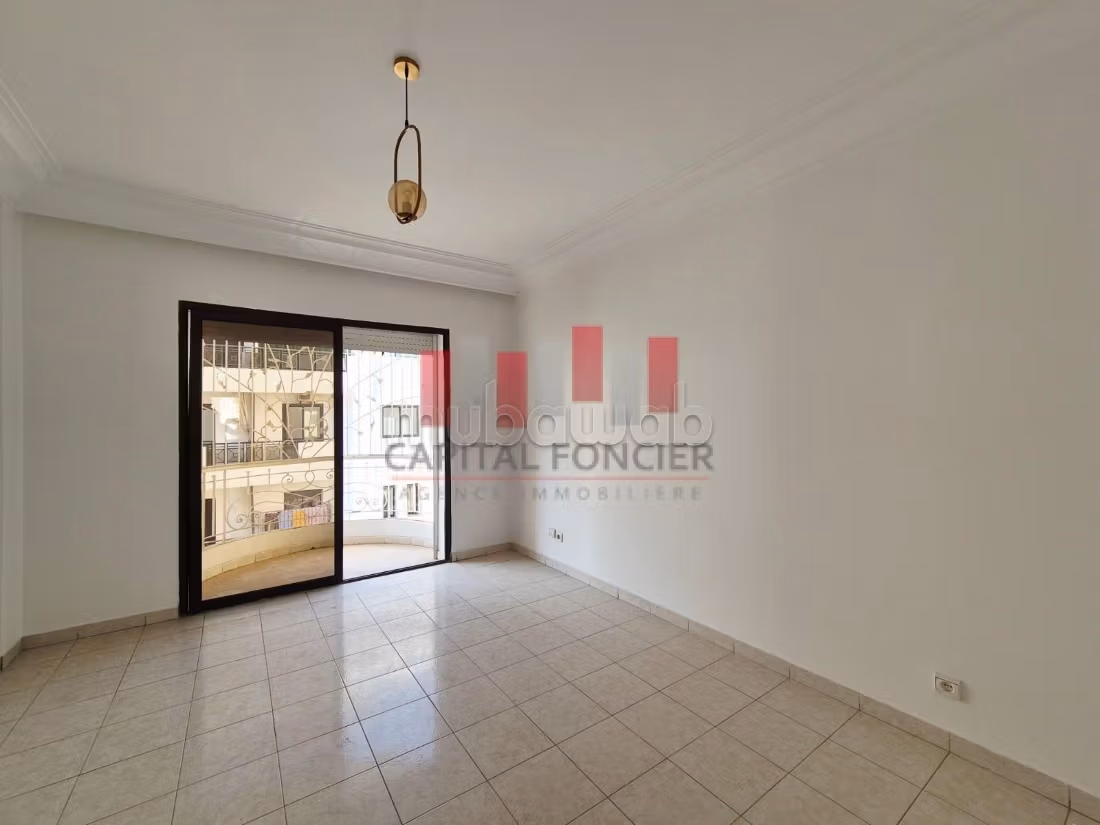 Bellissimo appartamento in affitto a Racine. 3 belle camere da letto. Ascensore e garage