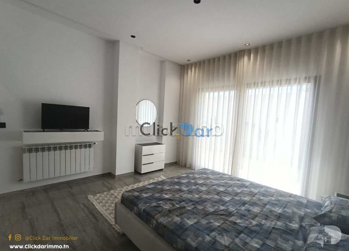 RDC S3 avec jardin location annuelle