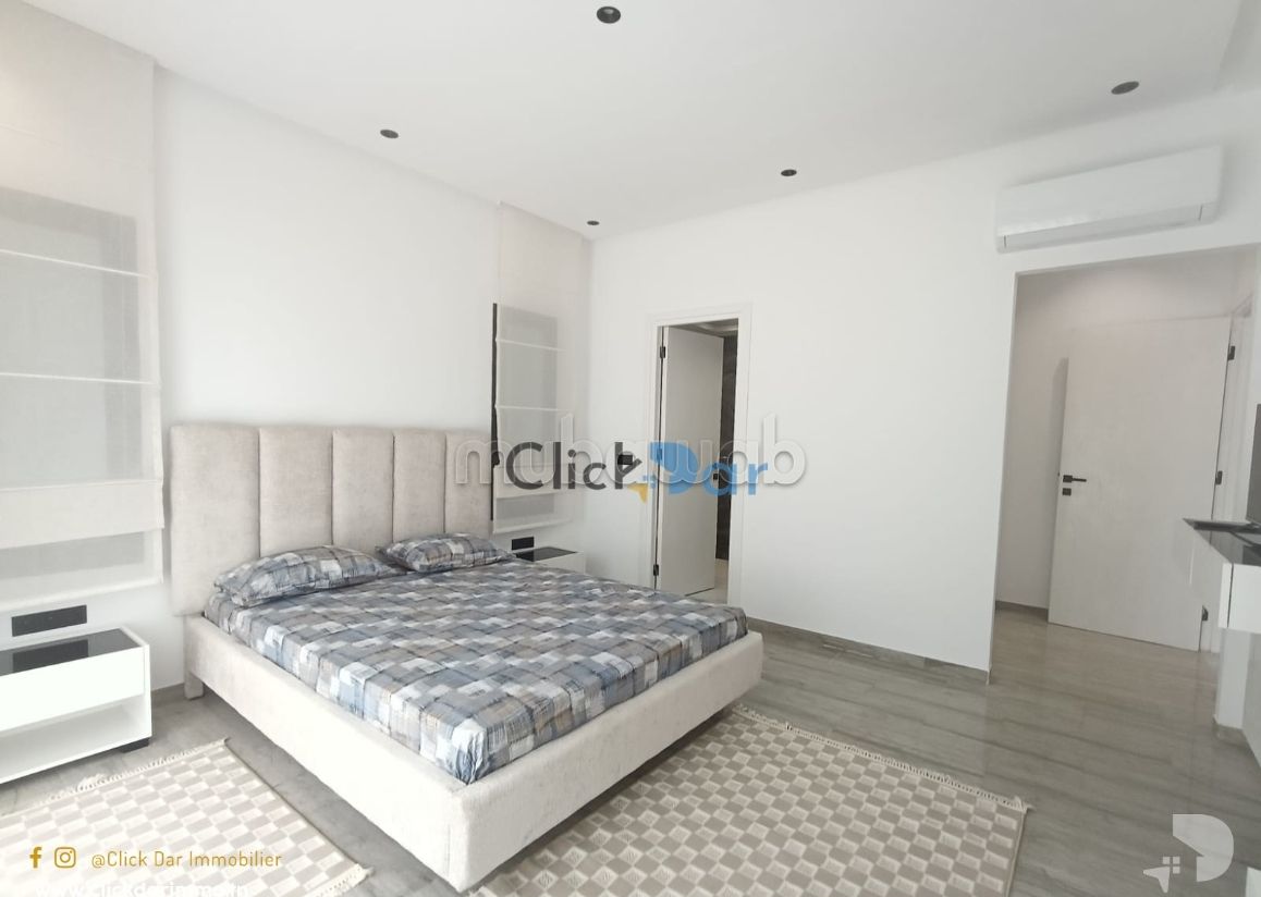 RDC S3 avec jardin location annuelle