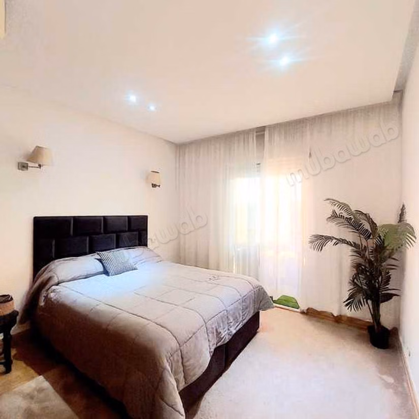 Precioso piso en alquiler en Belvédère. 2 hermosas habitaciones. Bien amueblado