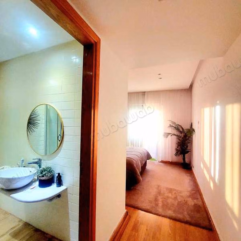 Precioso piso en alquiler en Belvédère. 2 hermosas habitaciones. Bien amueblado