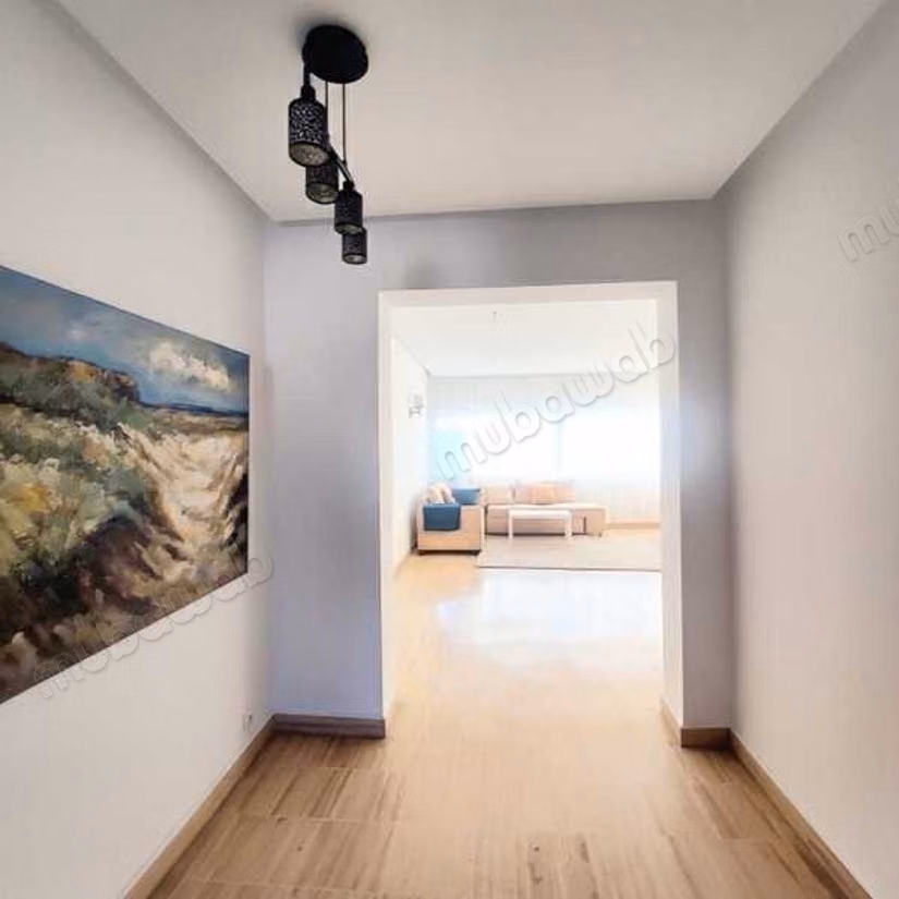 Precioso piso en alquiler en Belvédère. 2 hermosas habitaciones. Bien amueblado