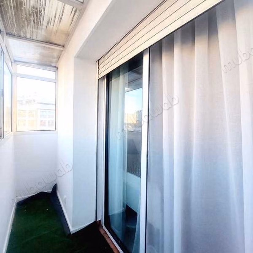 Precioso piso en alquiler en Belvédère. 2 hermosas habitaciones. Bien amueblado