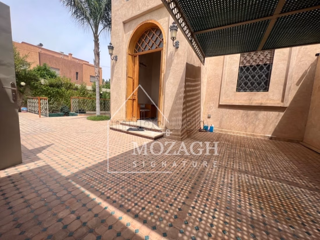 Magnifique villa 400 m² avec piscine privée Targa