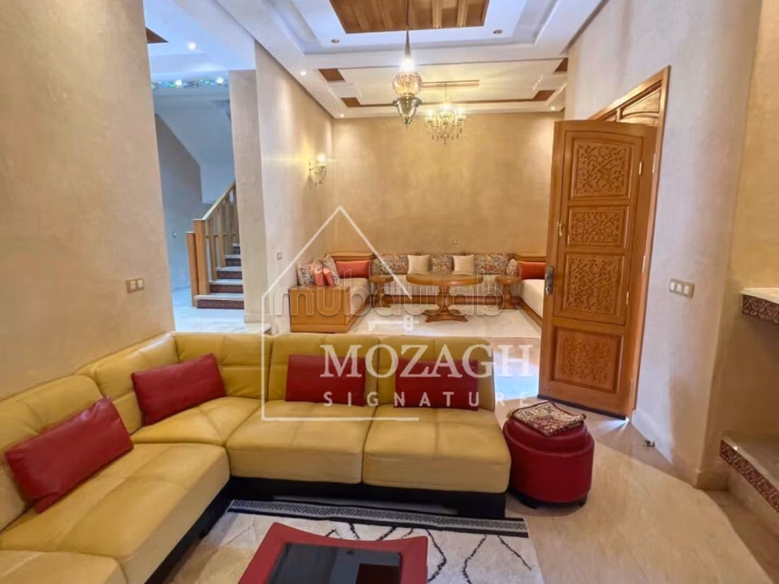 Magnifique villa 400 m² avec piscine privée Targa