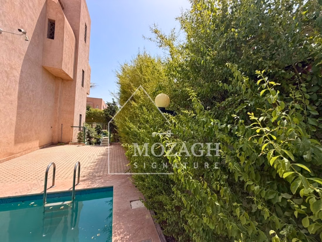 Magnifique villa 400 m² avec piscine privée Targa