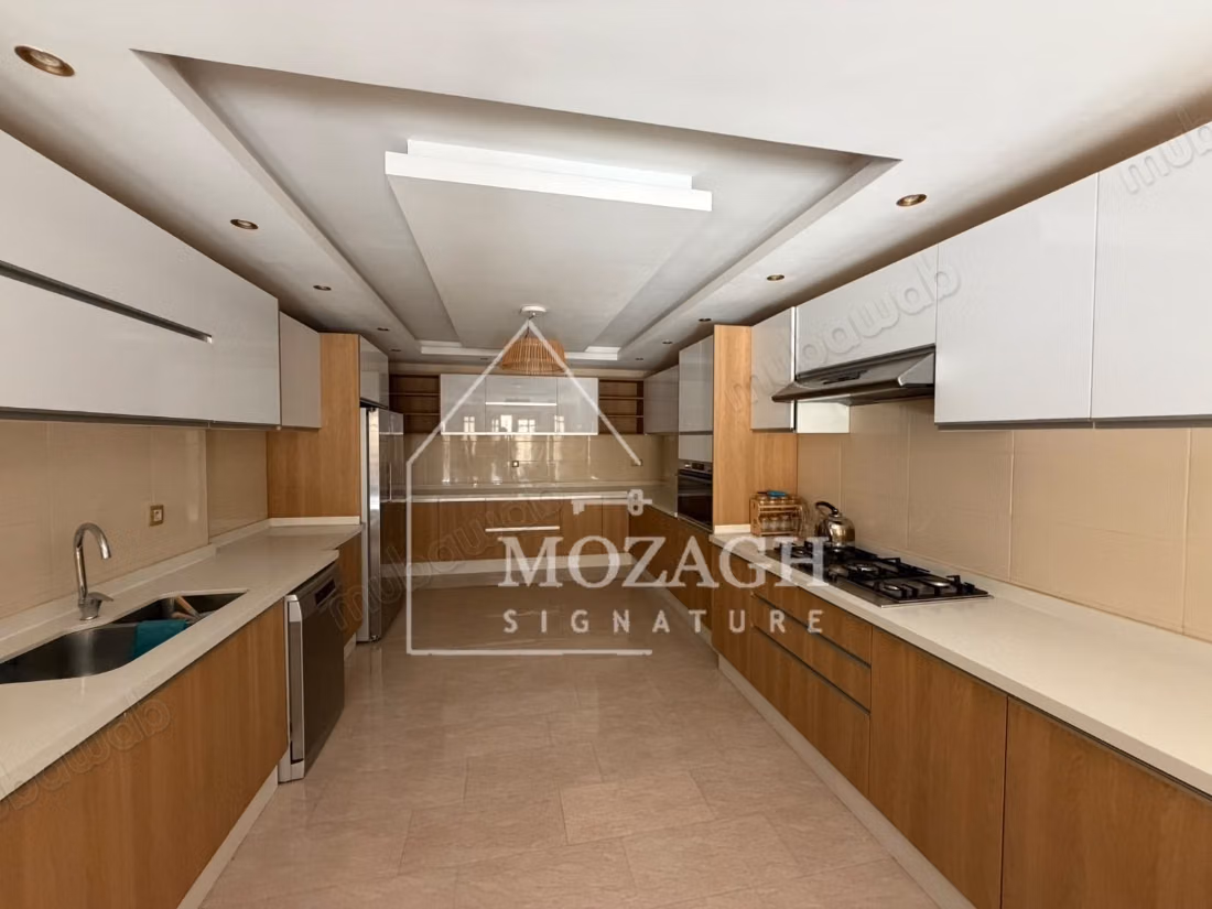 Magnifique villa 400 m² avec piscine privée Targa