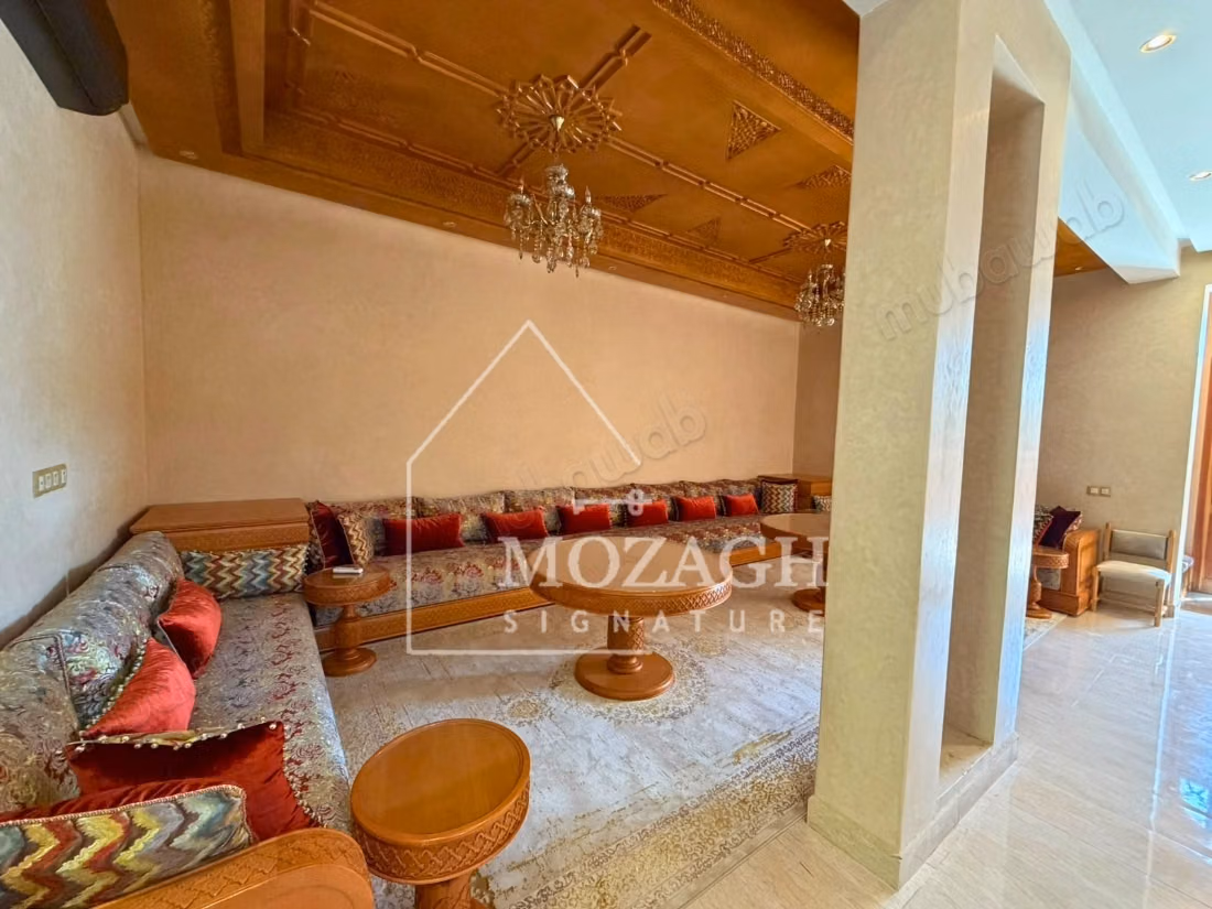 Magnifique villa 400 m² avec piscine privée Targa