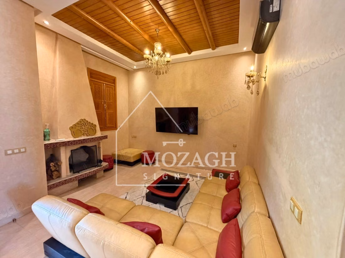 Magnifique villa 400 m² avec piscine privée Targa