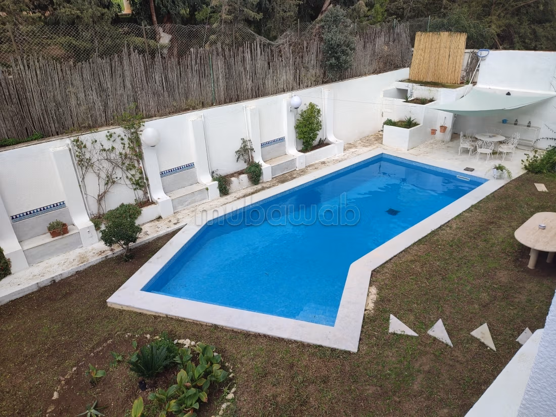 A vendre jolie villa à Notre Dame Mutuelle ville