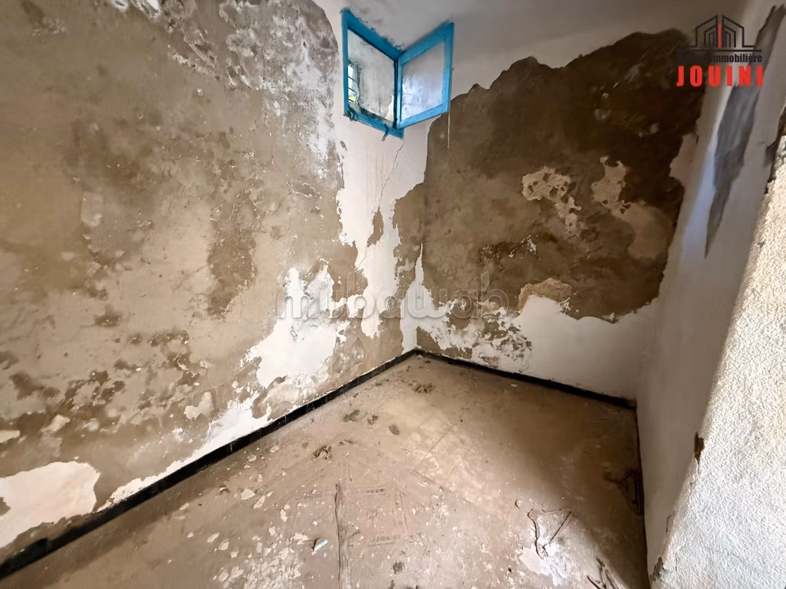 Maison 91 m² à Bab Lakhouas