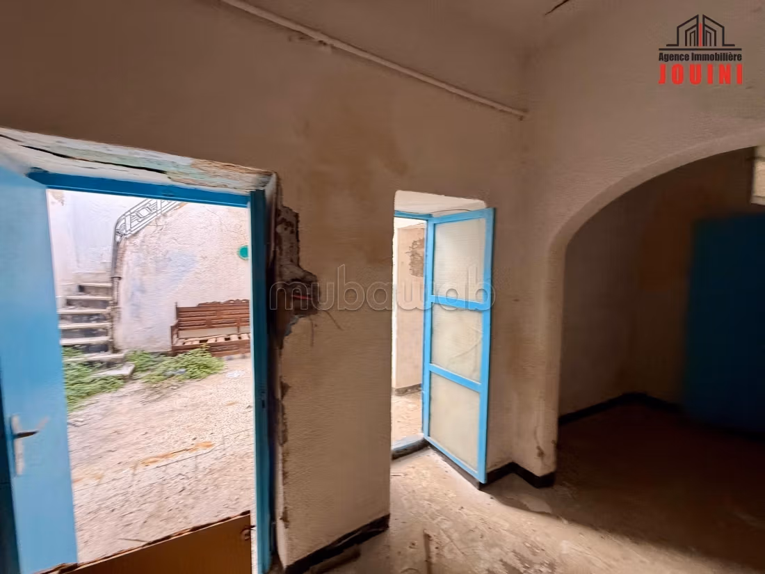 Maison 91 m² à Bab Lakhouas