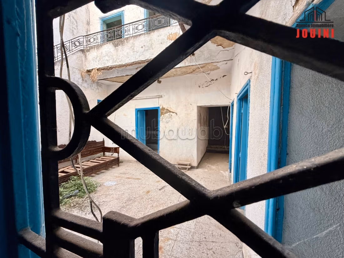 Maison 91 m² à Bab Lakhouas