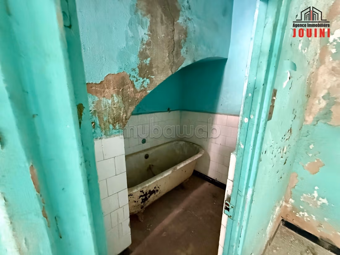 Maison 91 m² à Bab Lakhouas