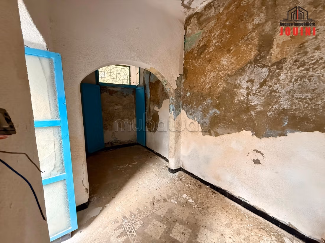 Maison 91 m² à Bab Lakhouas