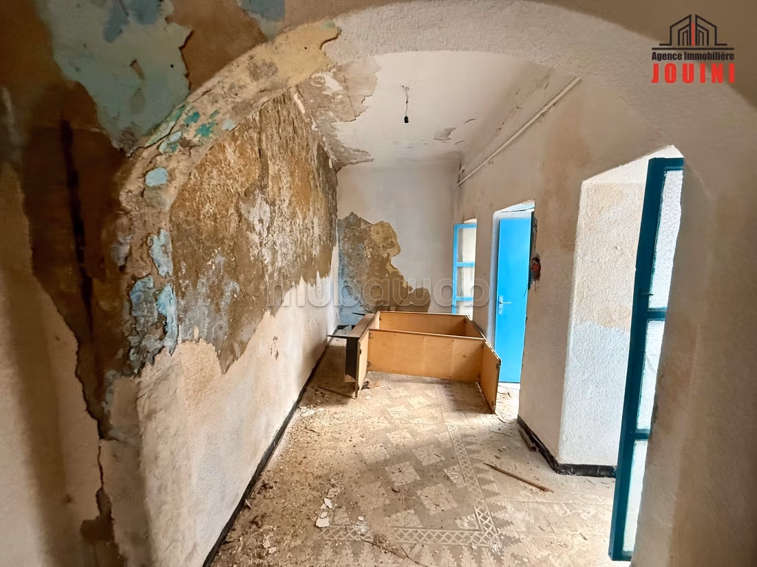 Maison 91 m² à Bab Lakhouas