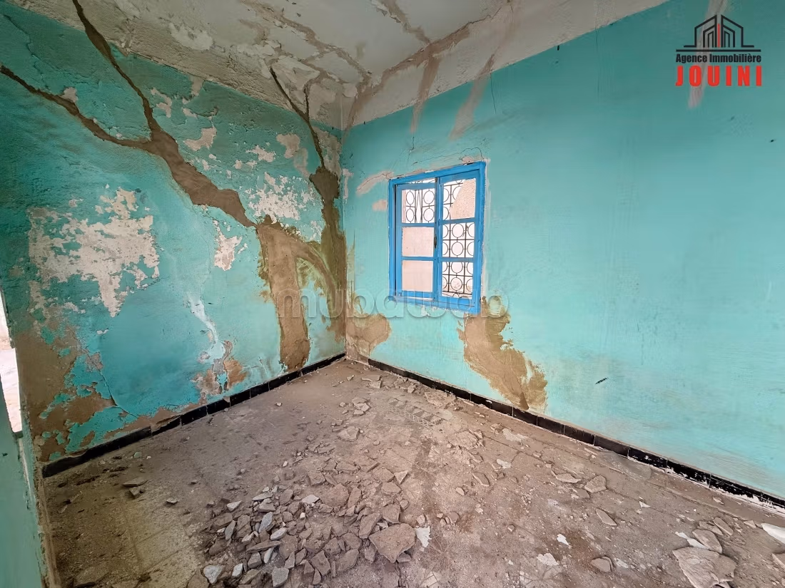 Maison 91 m² à Bab Lakhouas
