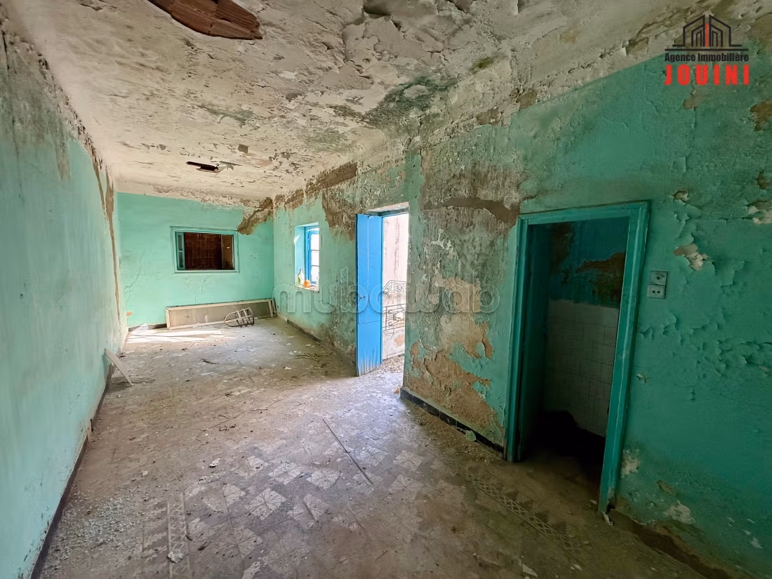 Maison 91 m² à Bab Lakhouas