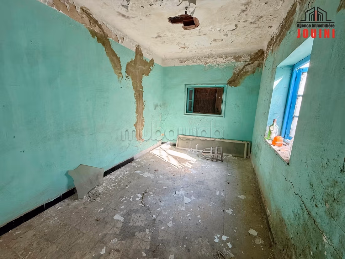 Maison 91 m² à Bab Lakhouas