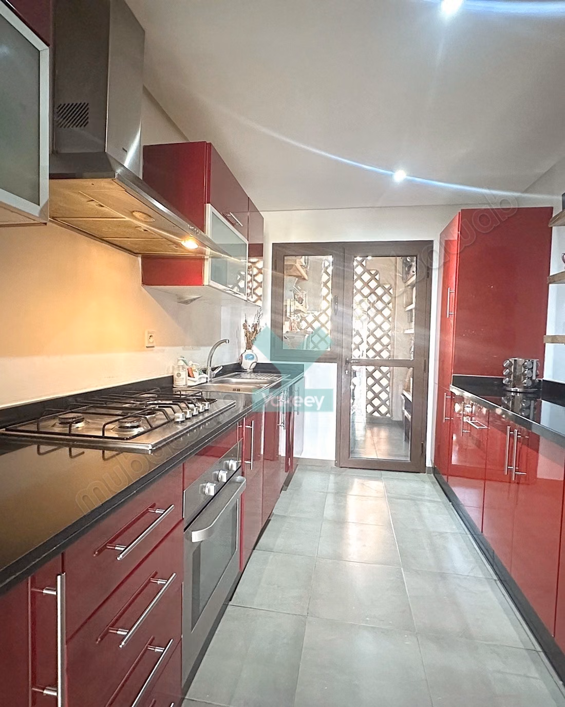 Apartment for sale in Riad Al Atlas. 4 beautiful rooms. With Lift, Balcony