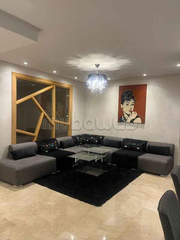 Nu huren: appartementen in Bourgogne Ouest. 1 Ruimte. Volledig gemeubileerd