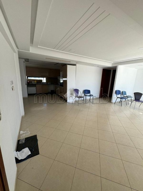 Ufficio in affitto. Superficie 110 m²