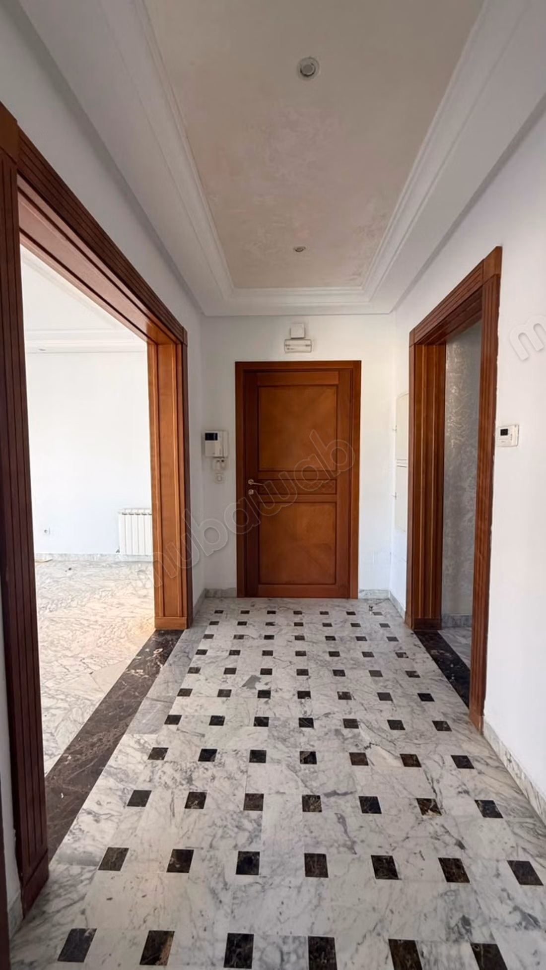 Appartement S4 de 211m2 à Menzah 9c