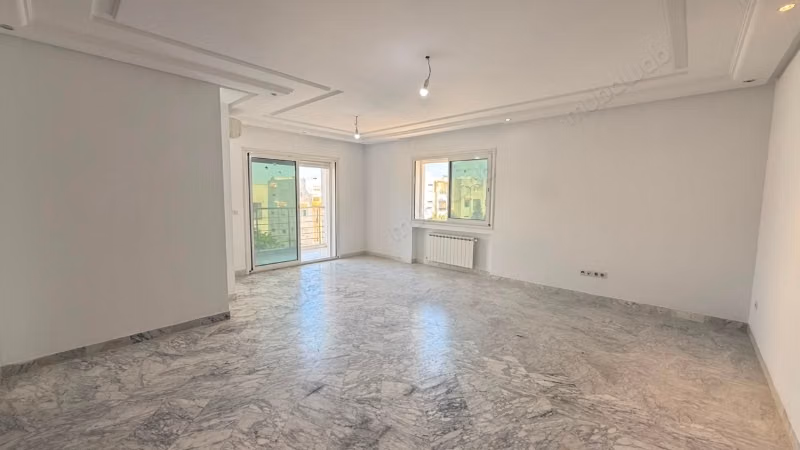 Appartement S4 de 211m2 à Menzah 9c