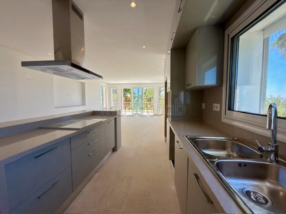 Appartement avec piscine et vue sur mer à la Marsa