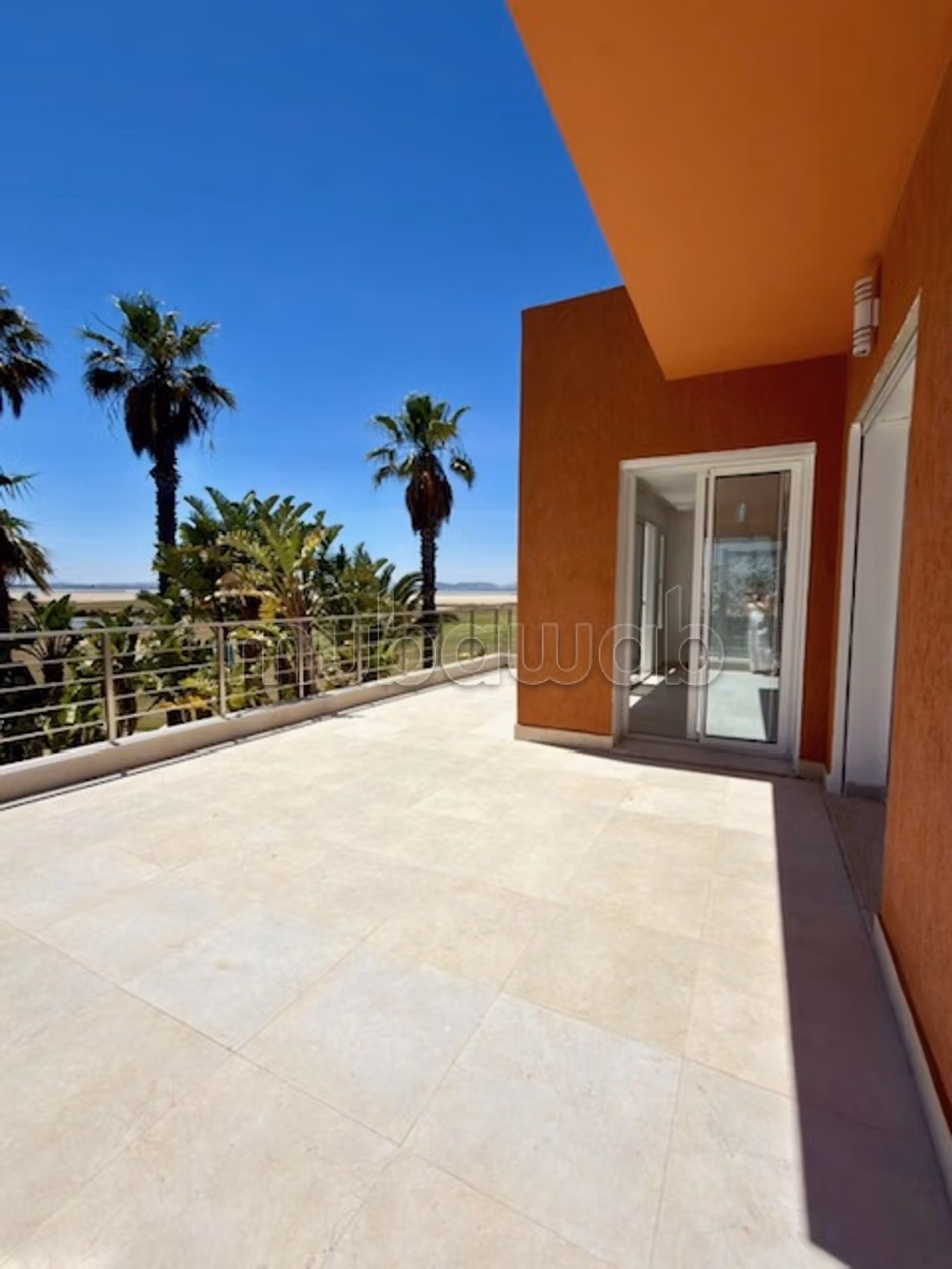 Appartement avec piscine et vue sur mer à la Marsa