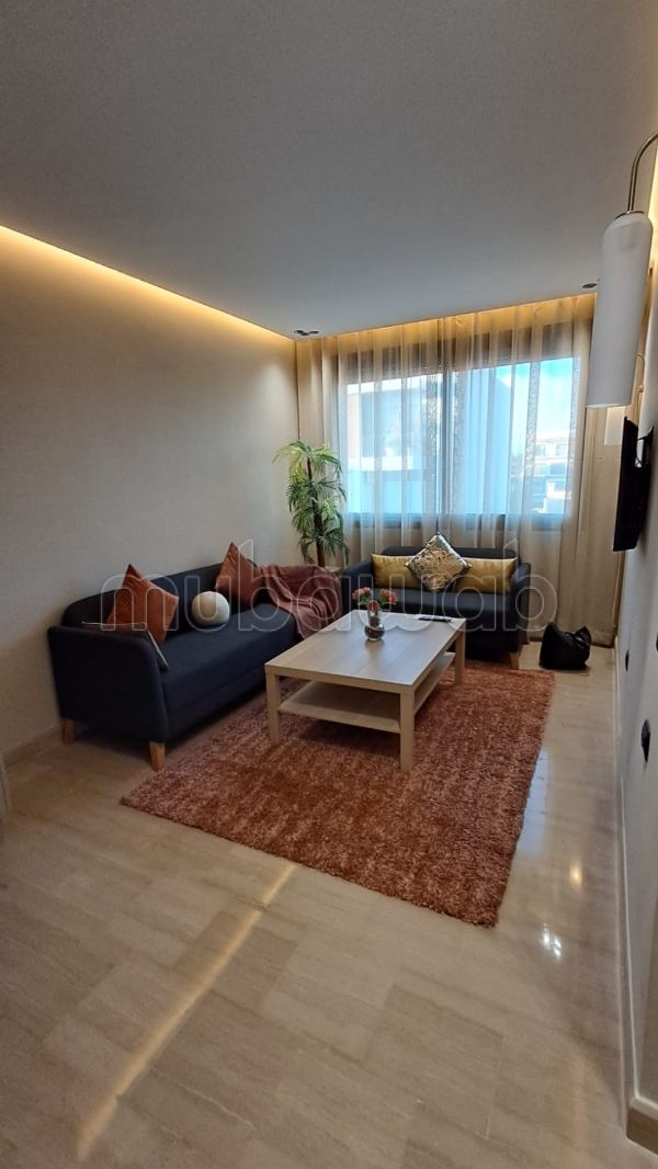 Location d'un appartement à Riviera. 2 pièces. Bien meublé