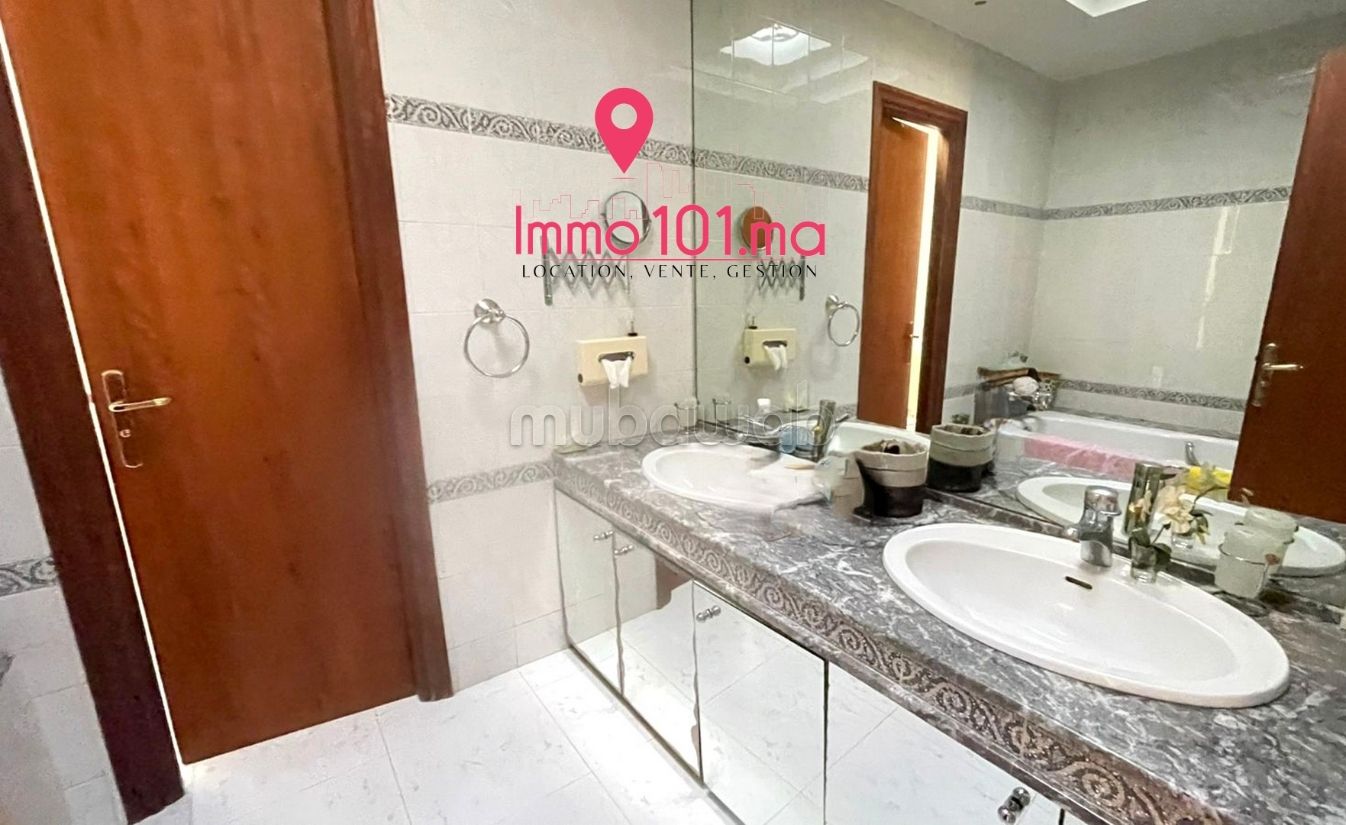 Location villa à Hay Riad