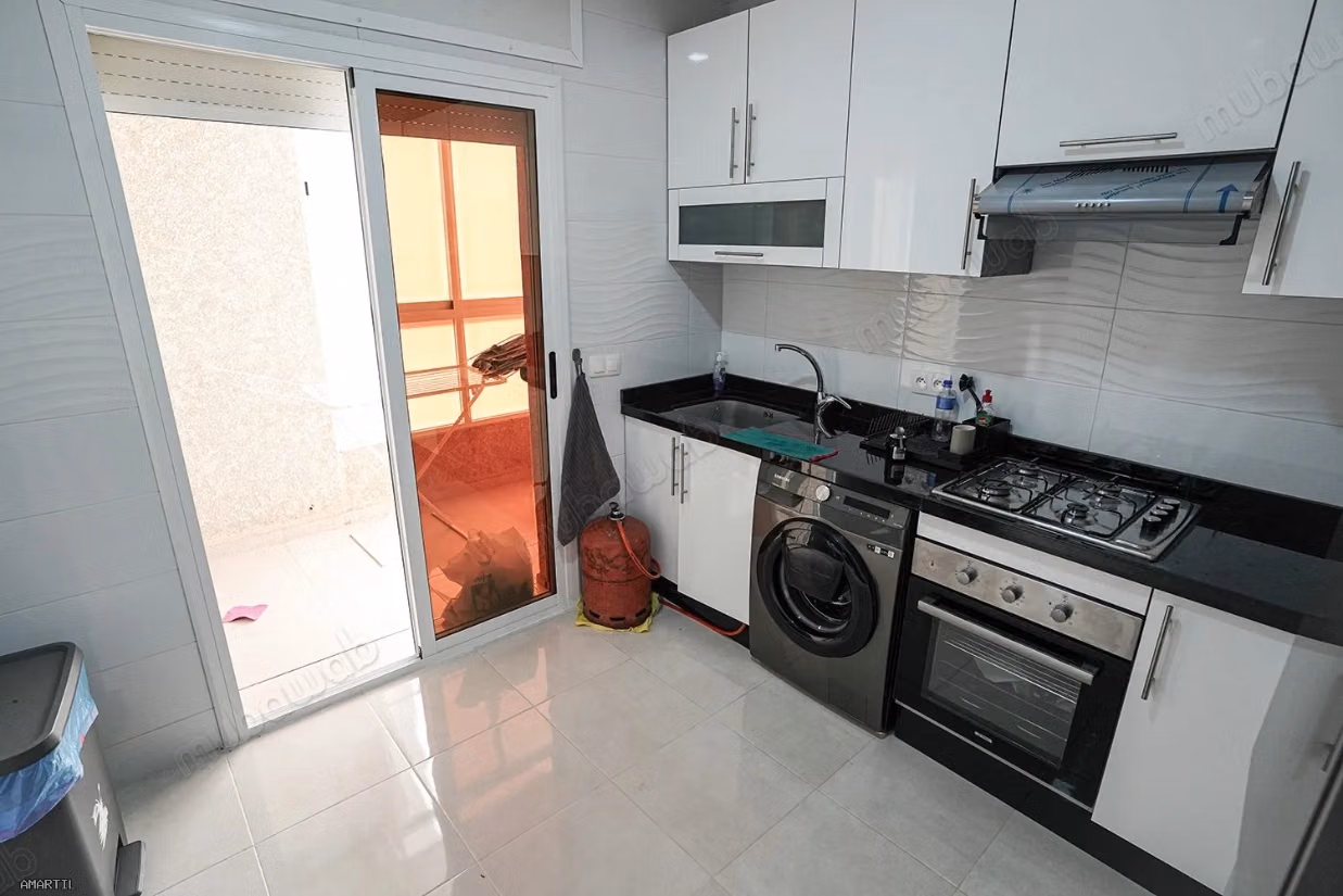 Appartemnt à vendre à martil 92 metre avec 2 chambre