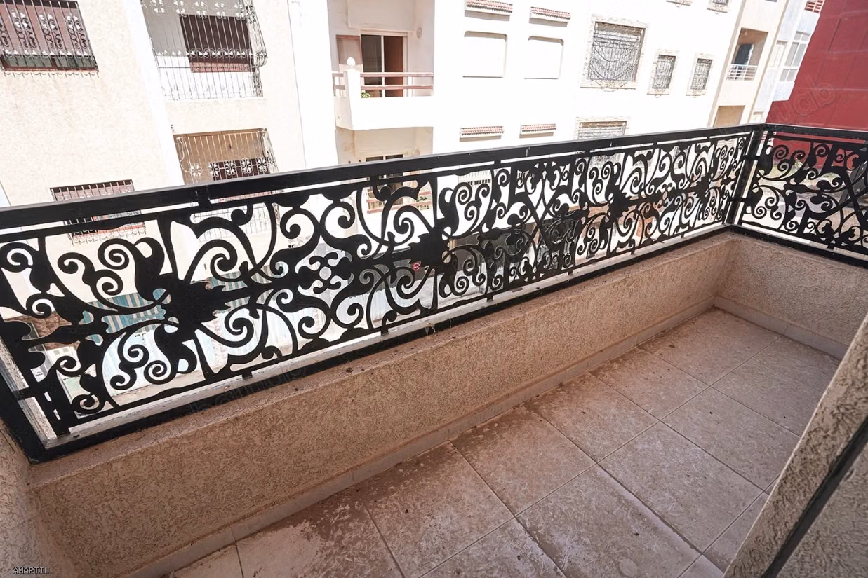 Appartemnt à vendre à martil 92 metre avec 2 chambre