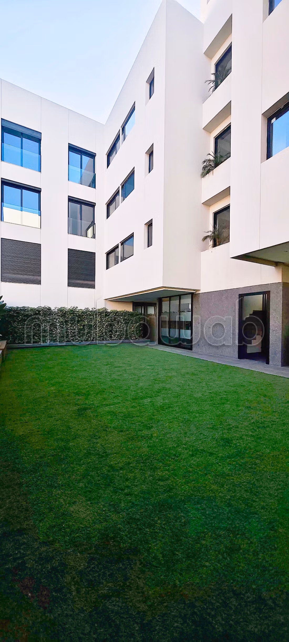 Appartement 172 m² à Souissi — 22