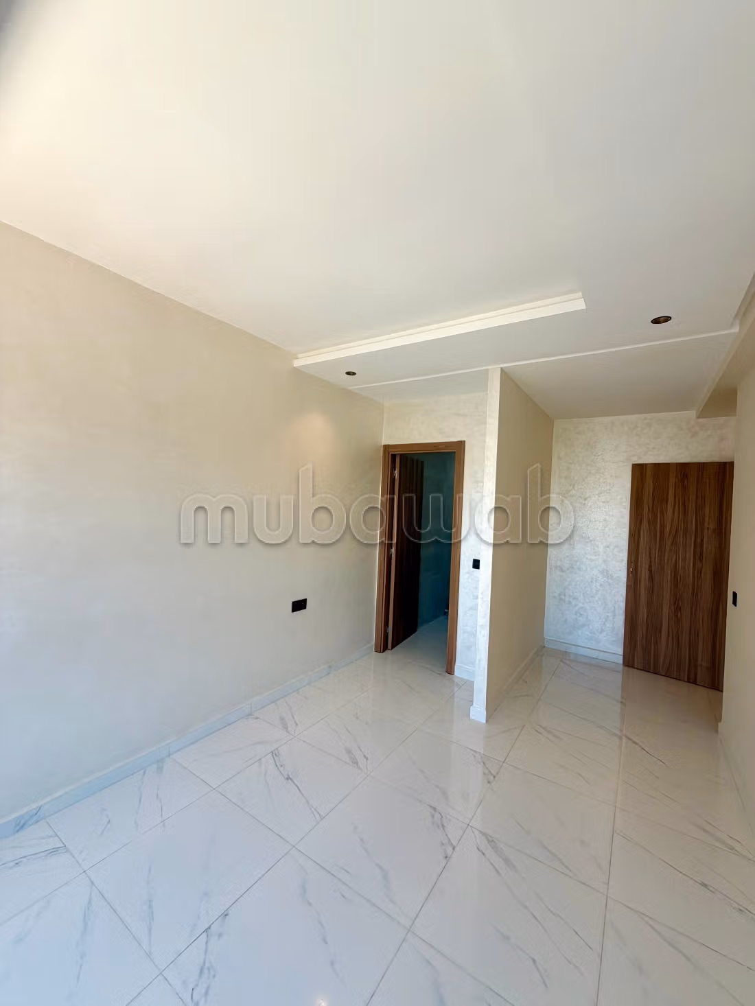 Bonito piso en venta. 2 dormitorios. Con Ascensor, balcón