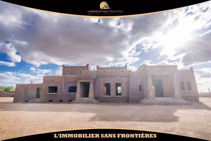 Villa semiacabada con VNA en venta en Route d’Amizmiz, 1 Hectare 4000 m², Marrakech