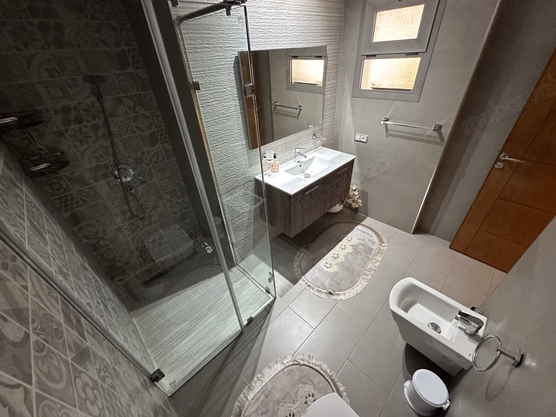 Luxueux appartement à louer, centre ville 
tanger