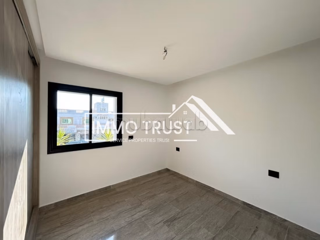 Appartement S1 avec terrasse à La Soukra