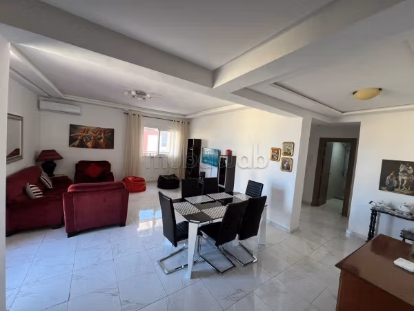 Lovely apartment for rent in Du Golf. 4 comfortable rooms. Furnishings