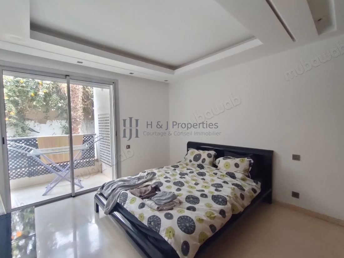 T4 de 200 m² – 3 chambres ch. Perso – terrasse