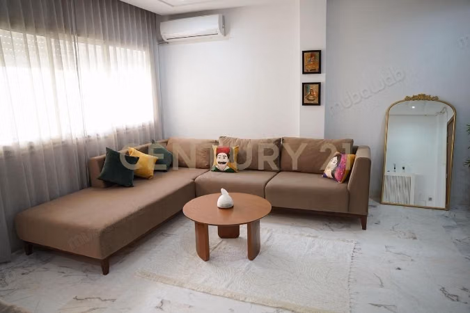 Luxury villa for sale. 13 large living areas. Double glazing and central heating