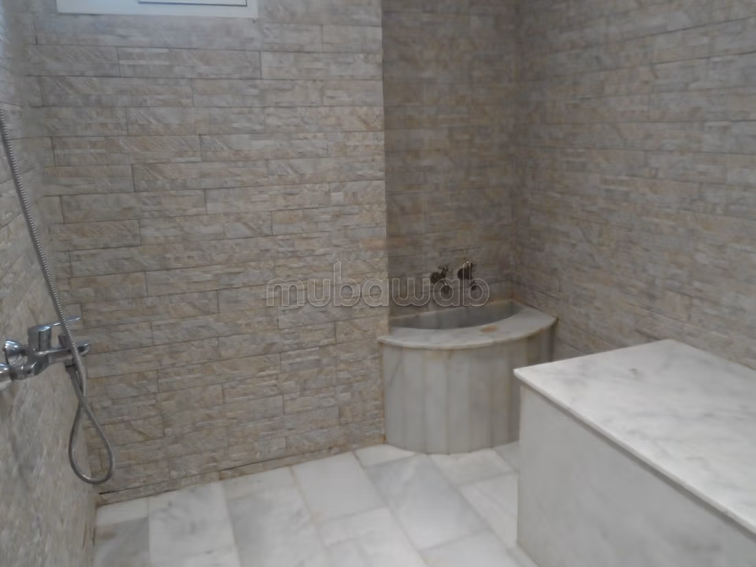 A vendre villa 322 m² à FES VN